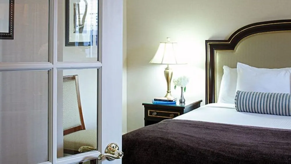 Warwick Denver Hotel